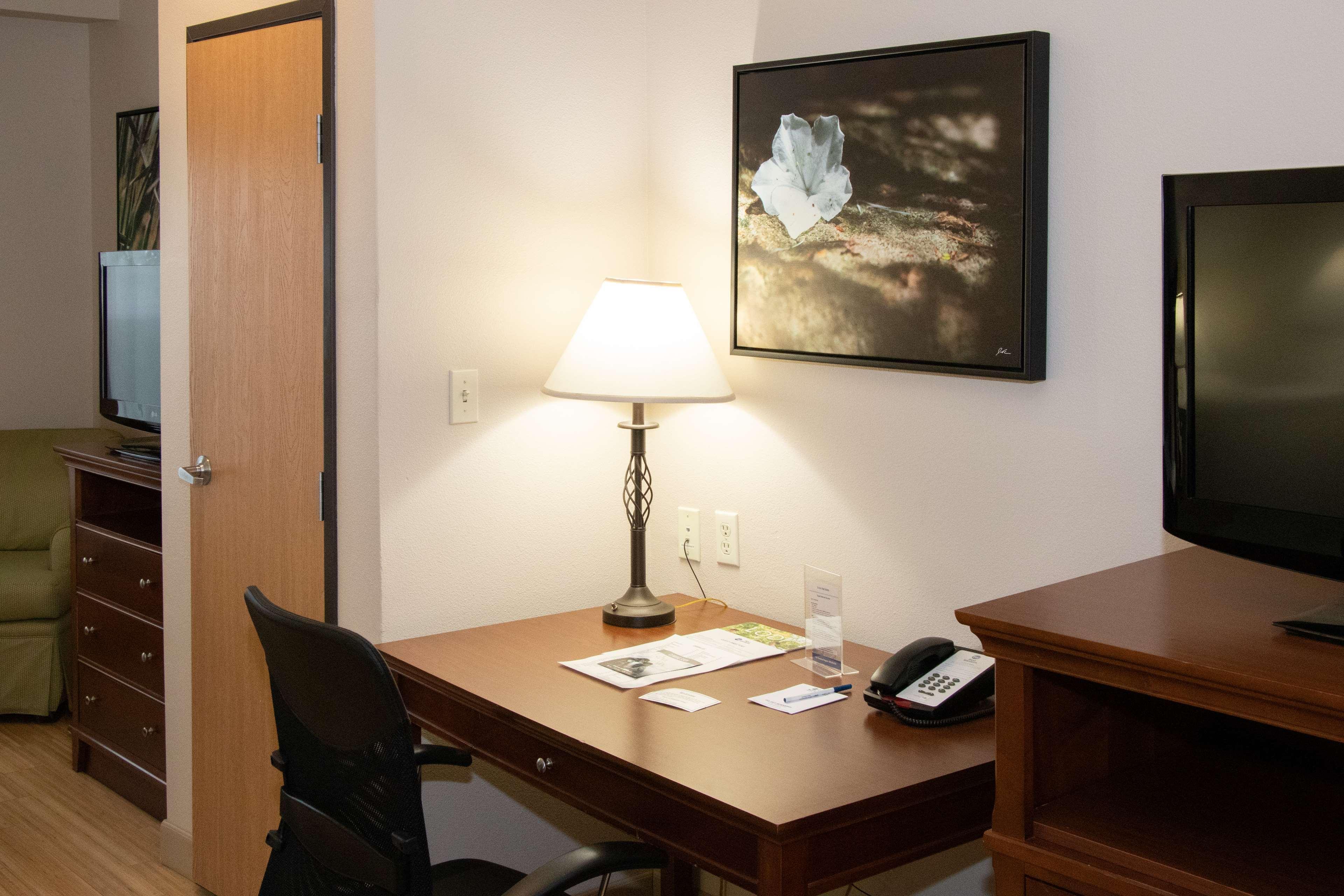 Best Western I-5 Inn & Suites Лодай Екстер'єр фото