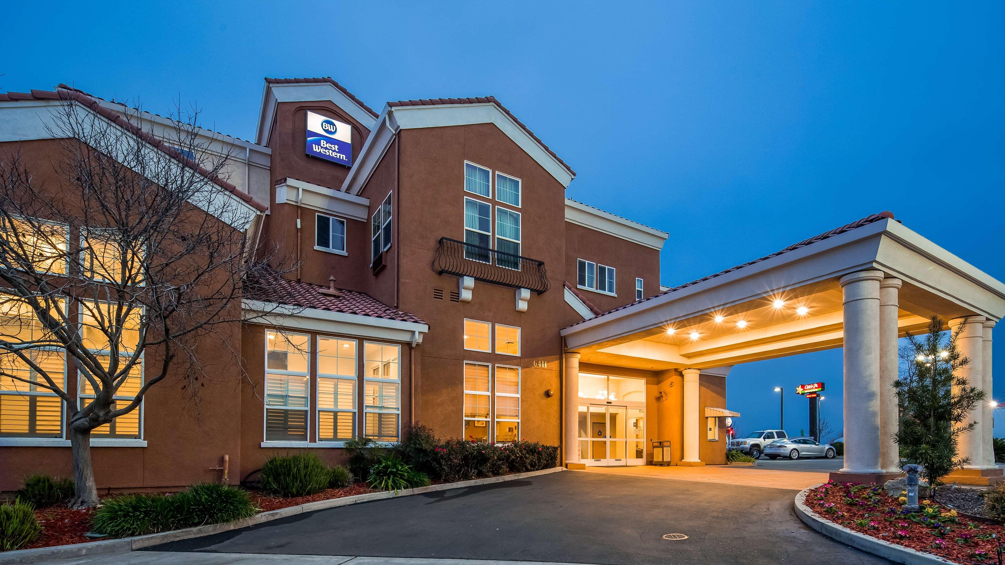 Best Western I-5 Inn & Suites Лодай Екстер'єр фото