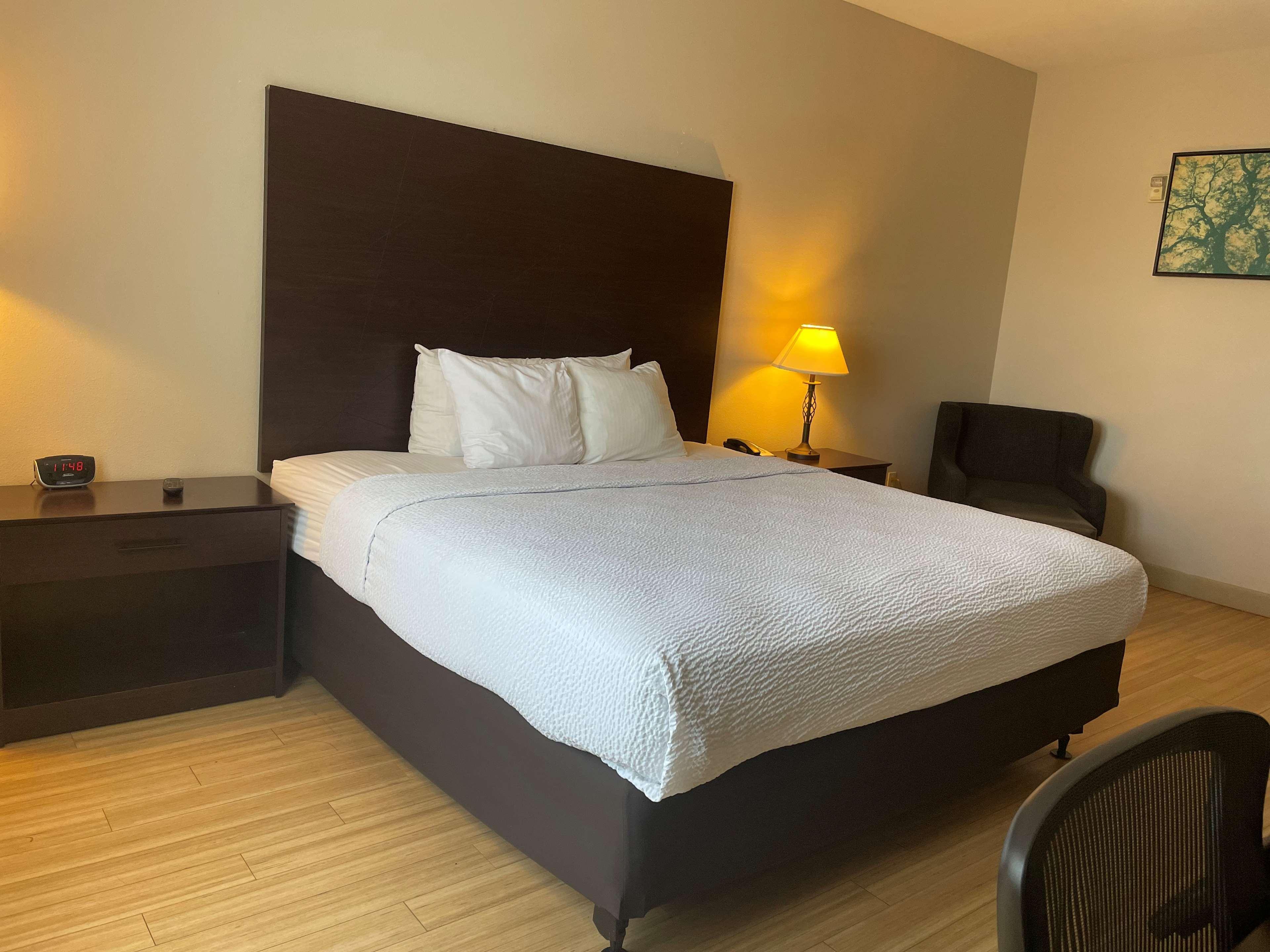 Best Western I-5 Inn & Suites Лодай Екстер'єр фото